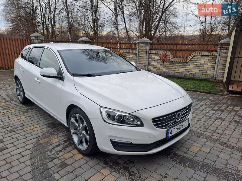 Універсал Volvo V60 2017 в Коломиї