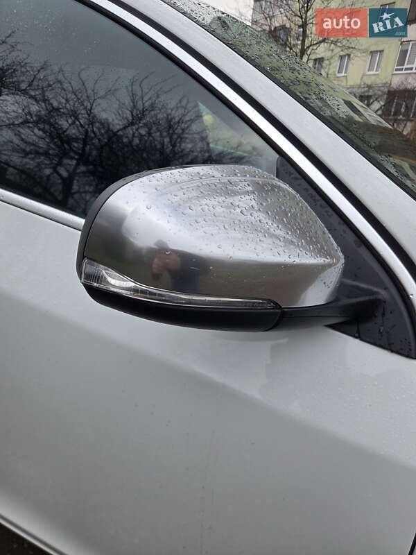 Универсал Volvo V60 2012 в Львове