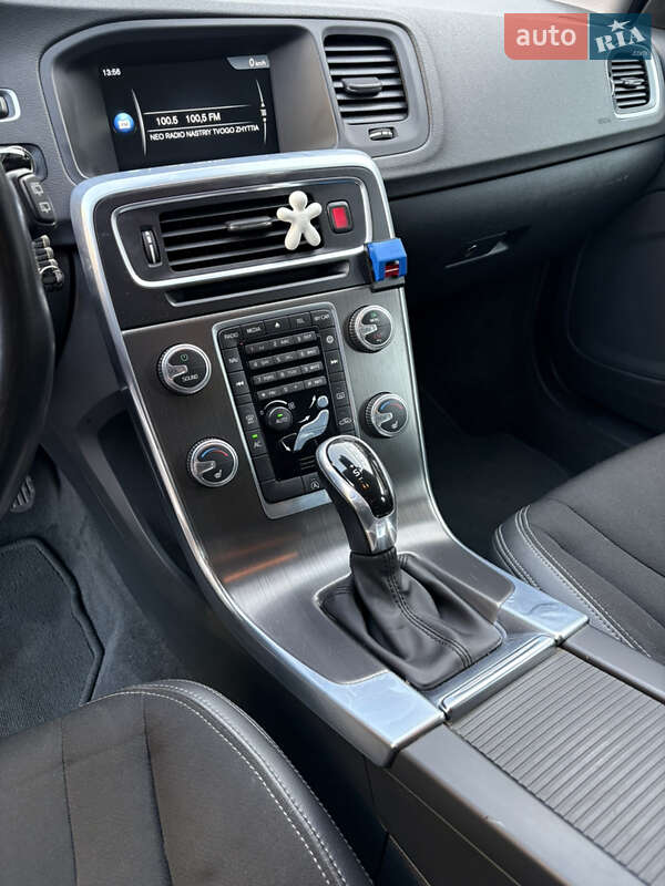 Универсал Volvo V60 2015 в Шептицькому