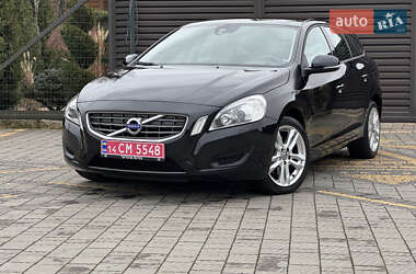 Универсал Volvo V60 2012 в Стрые