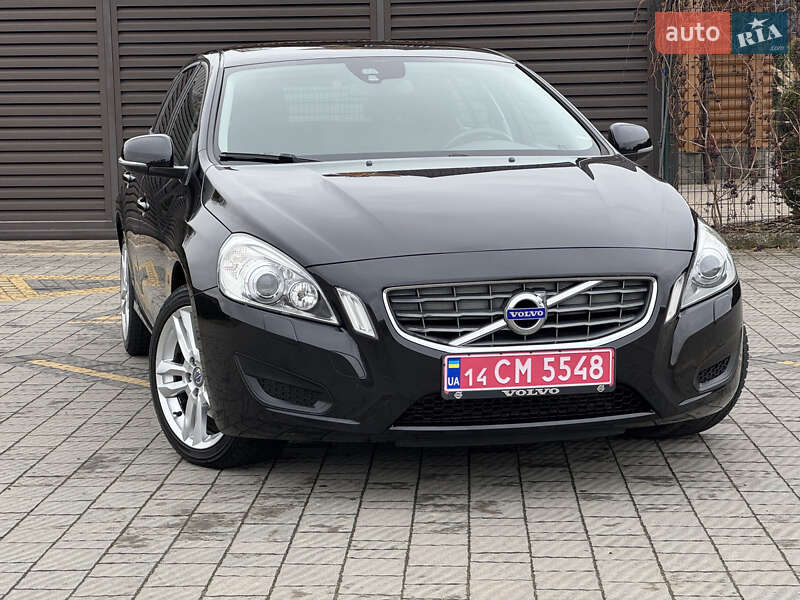 Универсал Volvo V60 2012 в Стрые