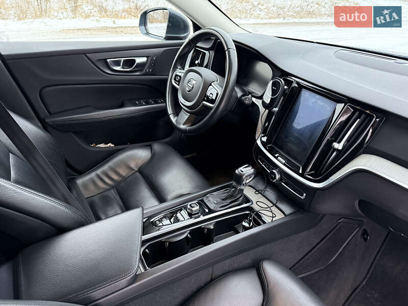 Універсал Volvo V60 2020 в Бережанах