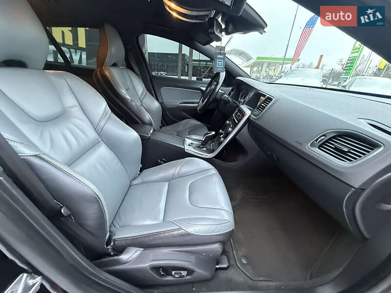 Універсал Volvo V60 2013 в Стрию