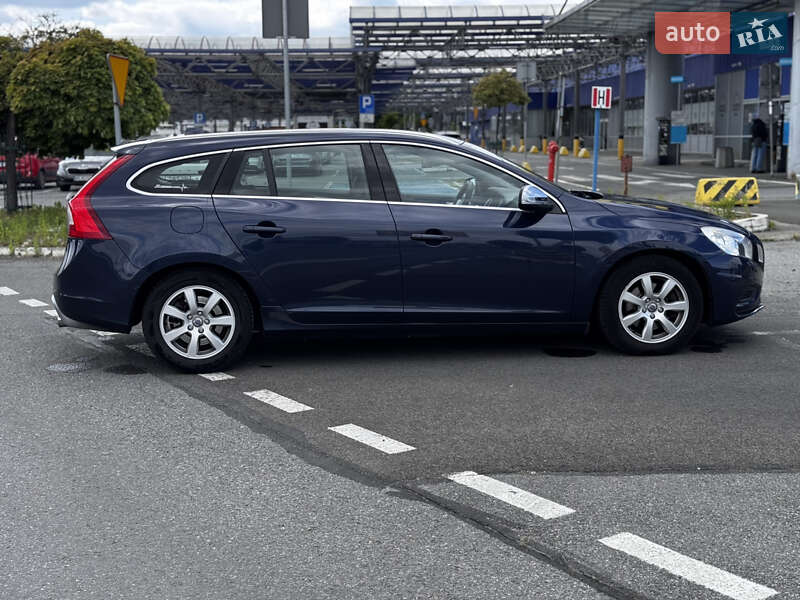 Универсал Volvo V60 2012 в Киеве фото 8 Универсал Volvo V60 2012 в Киеве