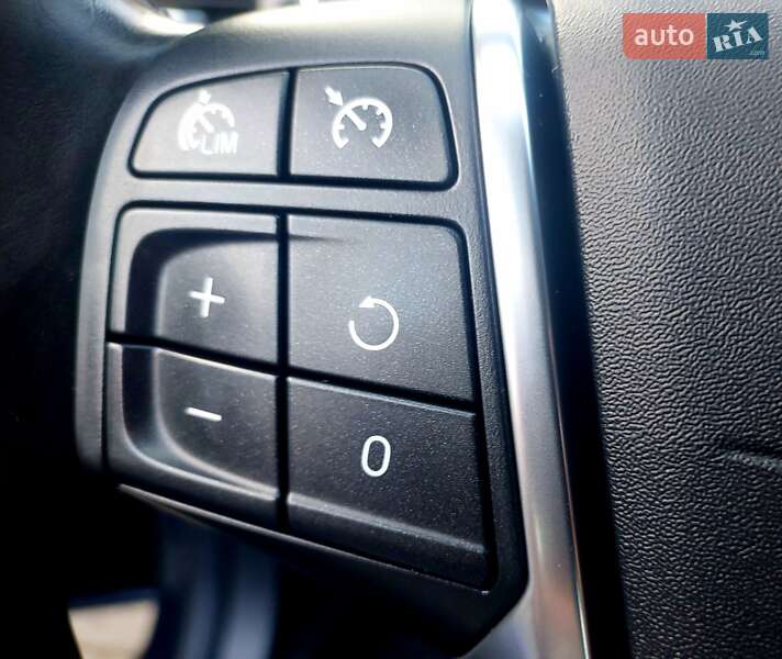 Універсал Volvo V60 2014 в Бродах