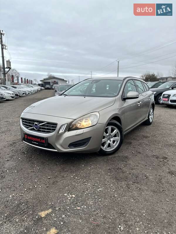 Volvo V60 2011