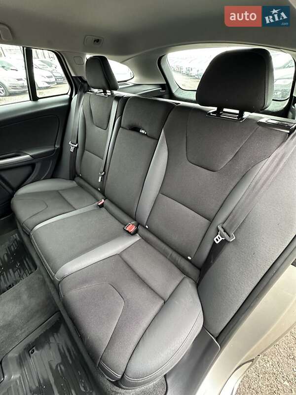 Универсал Volvo V60 2011 в Белогородке