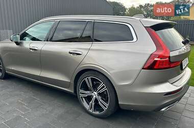 Універсал Volvo V60 2021 в Рівному