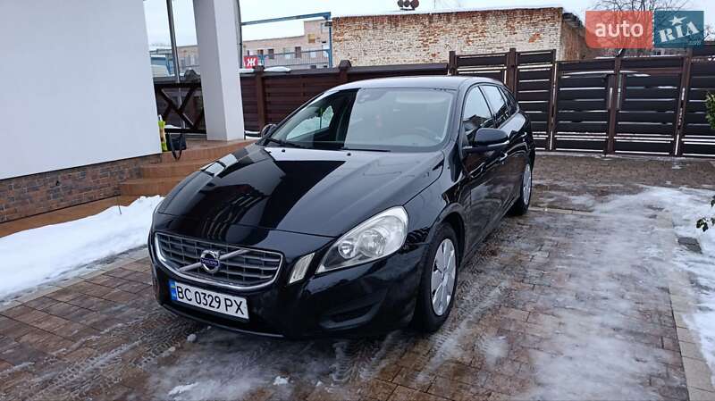 Универсал Volvo V60 2011 в Стрые