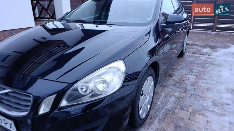Универсал Volvo V60 2011 в Стрые