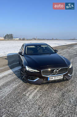 Универсал Volvo V60 2020 в Ромнах