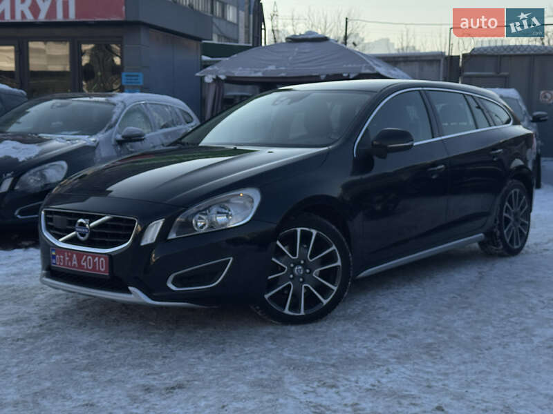 Универсал Volvo V60 2011 в Киеве