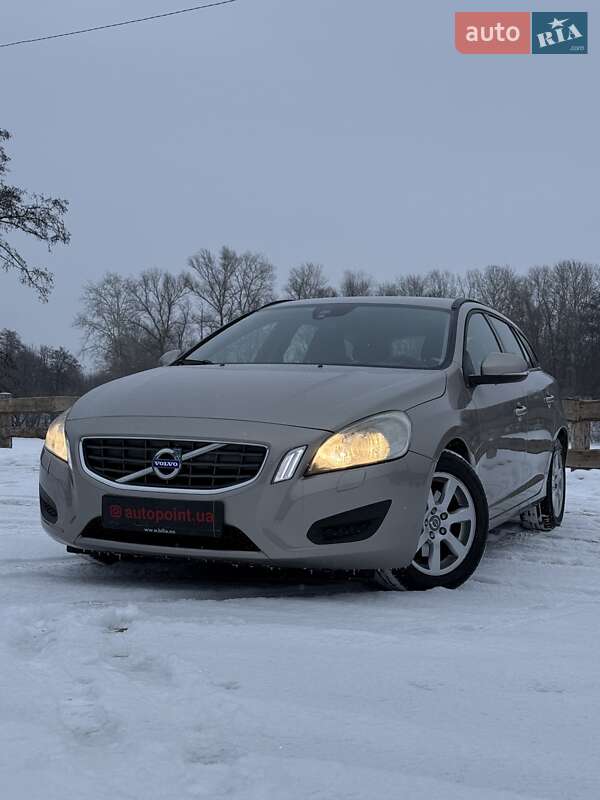 Volvo V60 2011 Volvo V60 2011