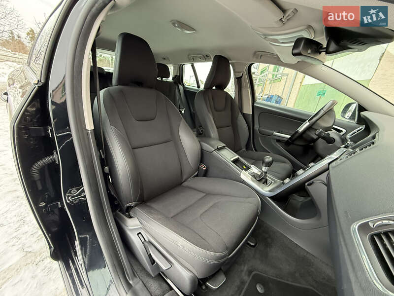 Универсал Volvo V60 2011 в Стрые фото 23 Универсал Volvo V60 2011 в Стрые