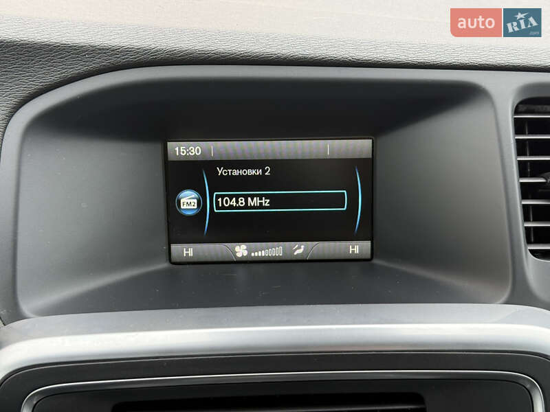 Универсал Volvo V60 2011 в Стрые фото 42 Универсал Volvo V60 2011 в Стрые