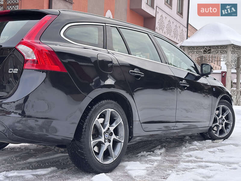 Универсал Volvo V60 2015 в Стрые
