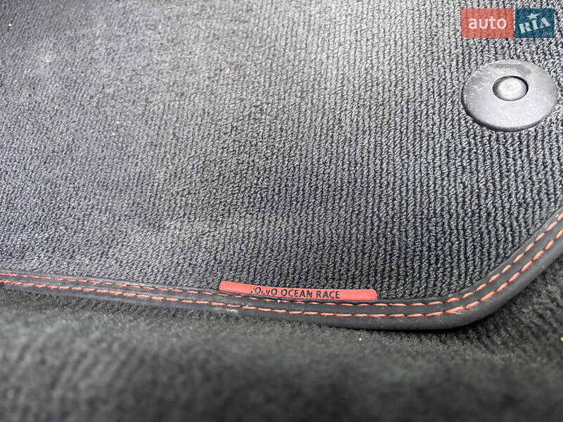 Универсал Volvo V60 2015 в Стрые