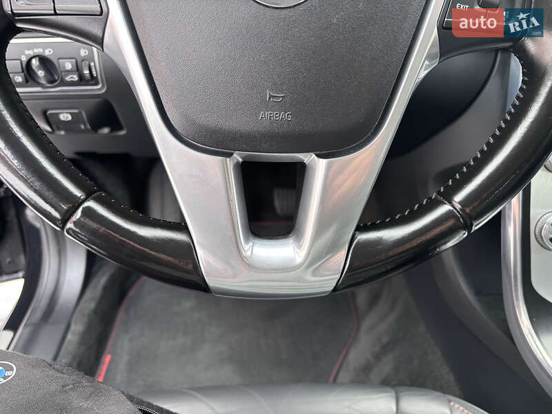 Универсал Volvo V60 2015 в Стрые