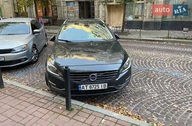 Универсал Volvo V60 2014 в Сваляве