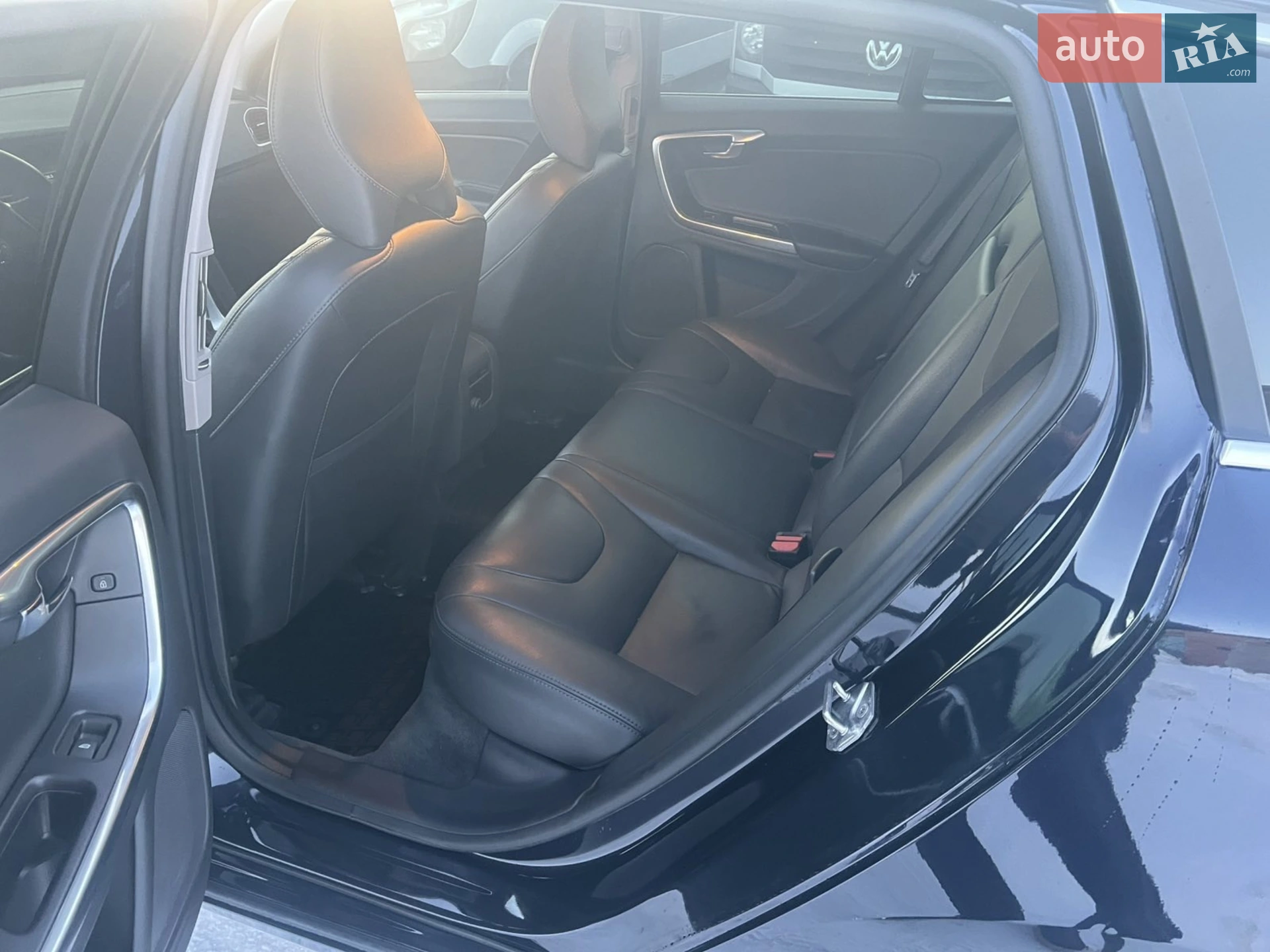 2017 Volvo V60 - мініатюра 2