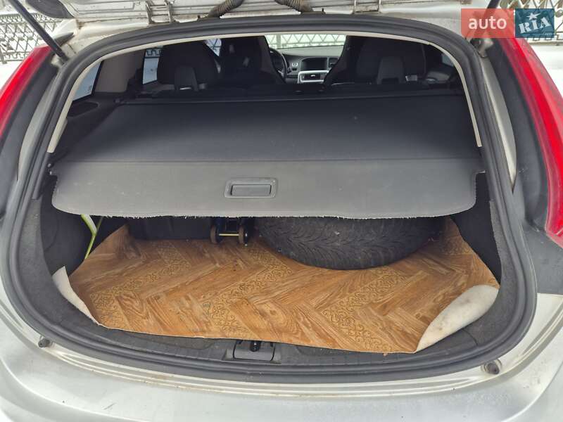 Универсал Volvo V60 2012 в Виннице фото 10 Универсал Volvo V60 2012 в Виннице