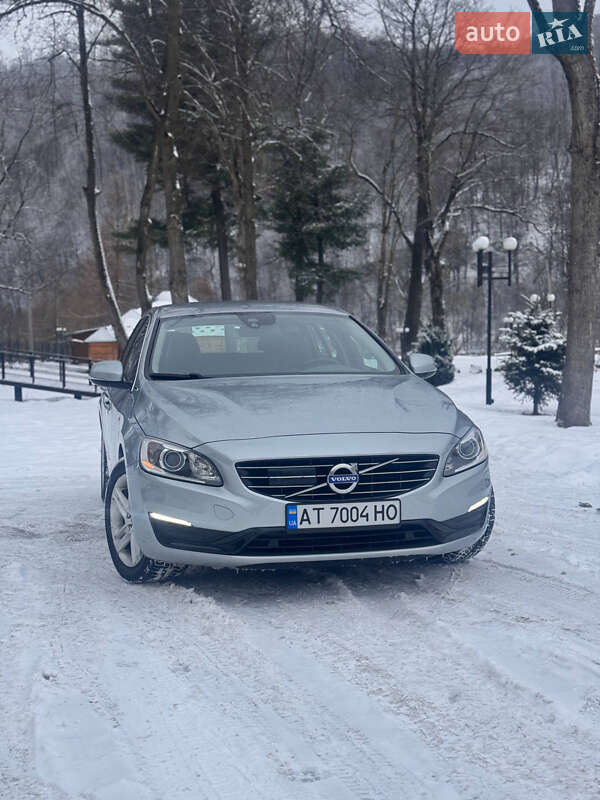 Универсал Volvo V60 2014 в Ивано-Франковске фото Универсал Volvo V60 2014 в Ивано-Франковске