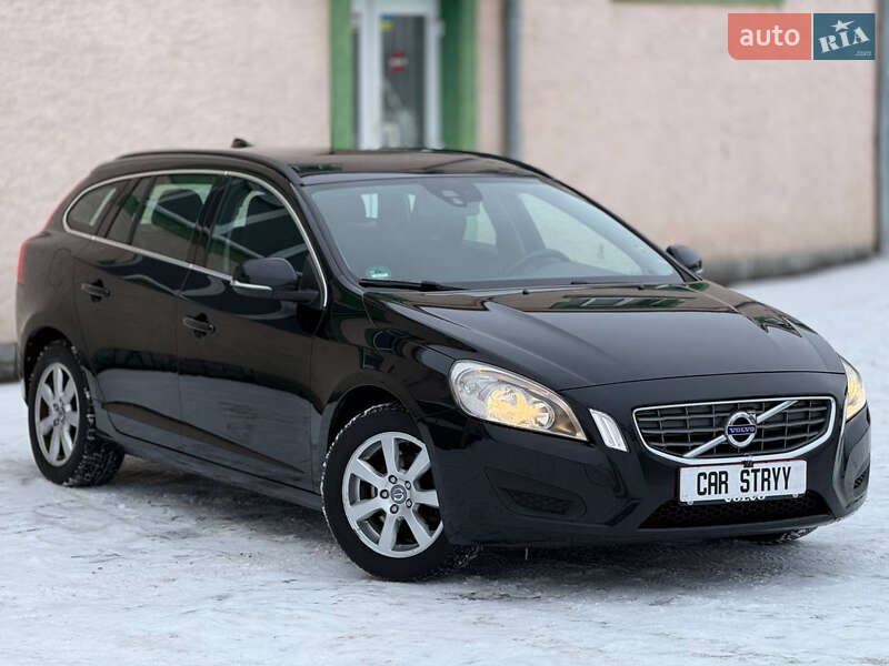 Універсал Volvo V60 2011 в Стрию