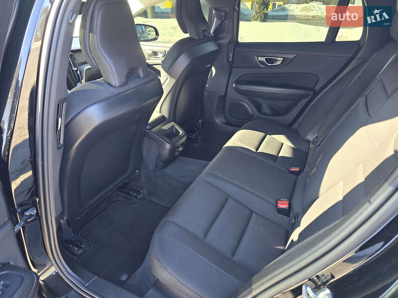 Універсал Volvo V60 2019 в Тернополі