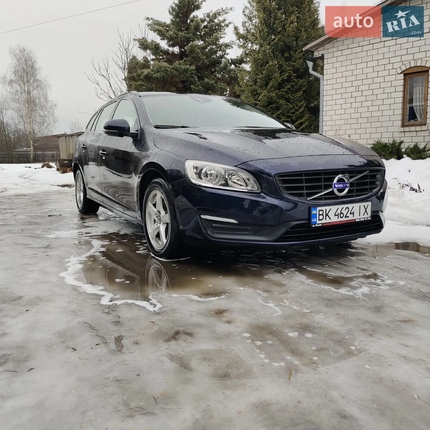 Volvo V60 2015 VIN YV1FW79C1G1309355 фото оголошення 2 з 8