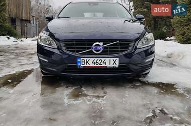 Універсал Volvo V60 2015 в Зарічному