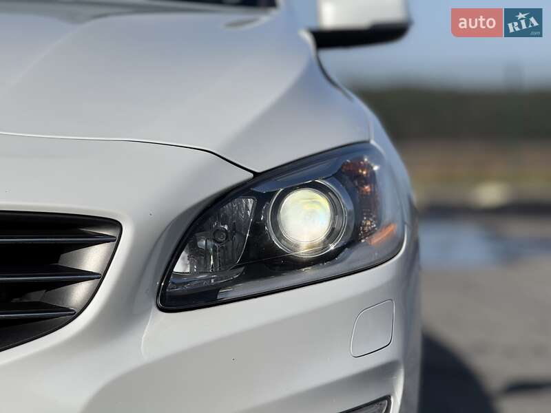 Универсал Volvo V60 2015 в Бродах фото 36 Универсал Volvo V60 2015 в Бродах
