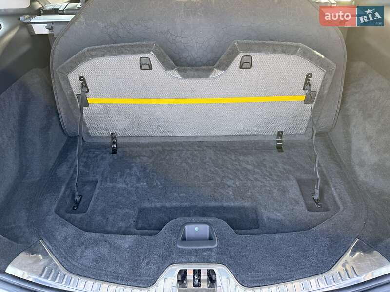 Универсал Volvo V60 2015 в Бродах фото 78 Универсал Volvo V60 2015 в Бродах