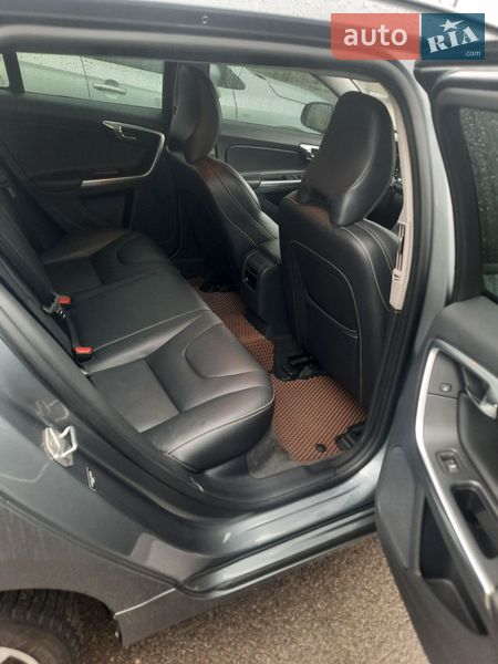 Універсал Volvo V60 2017 в Полтаві