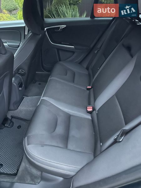 Универсал Volvo V60 2014 в Ивано-Франковске