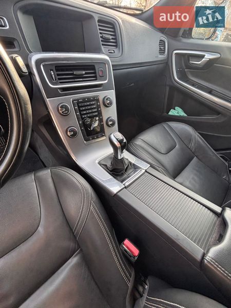 Универсал Volvo V60 2018 в Дрогобыче