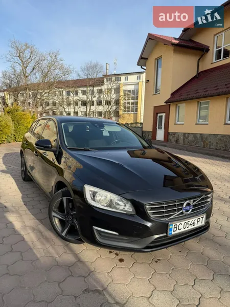 Volvo V60 2015