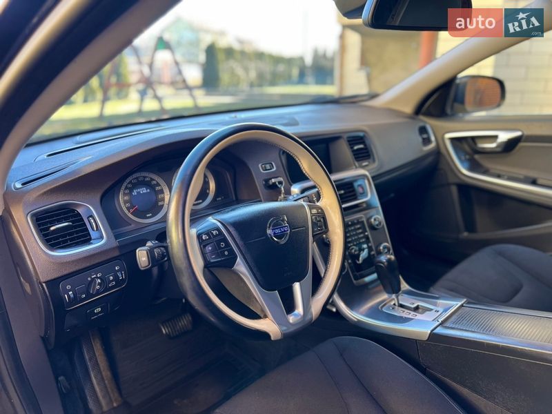 Универсал Volvo V60 2010 в Стрые