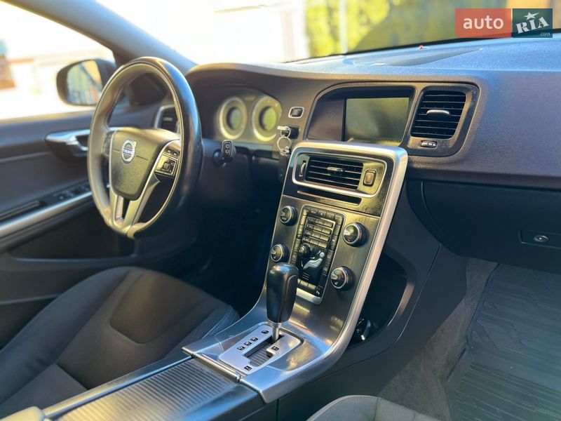 Универсал Volvo V60 2010 в Стрые