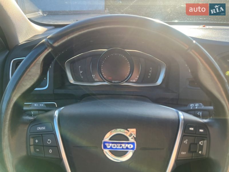 Универсал Volvo V60 2014 в Львове
