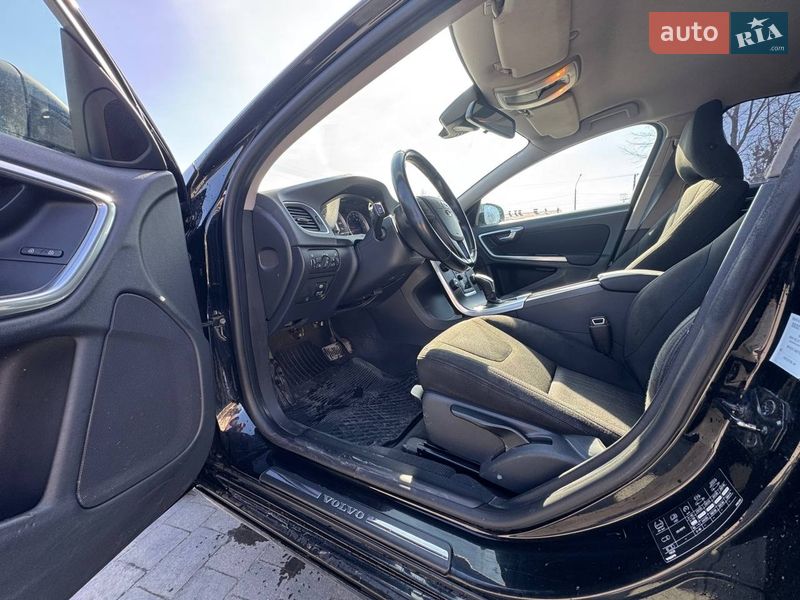 Універсал Volvo V60 2012 в Львові