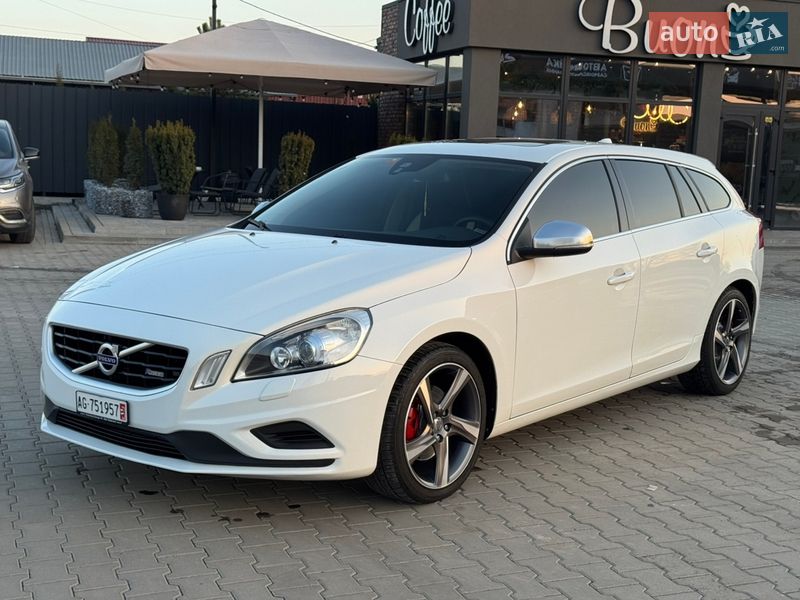 Универсал Volvo V60 2011 в Луцке