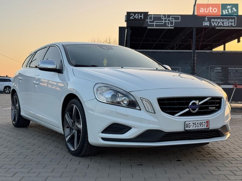 Универсал Volvo V60 2011 в Луцке