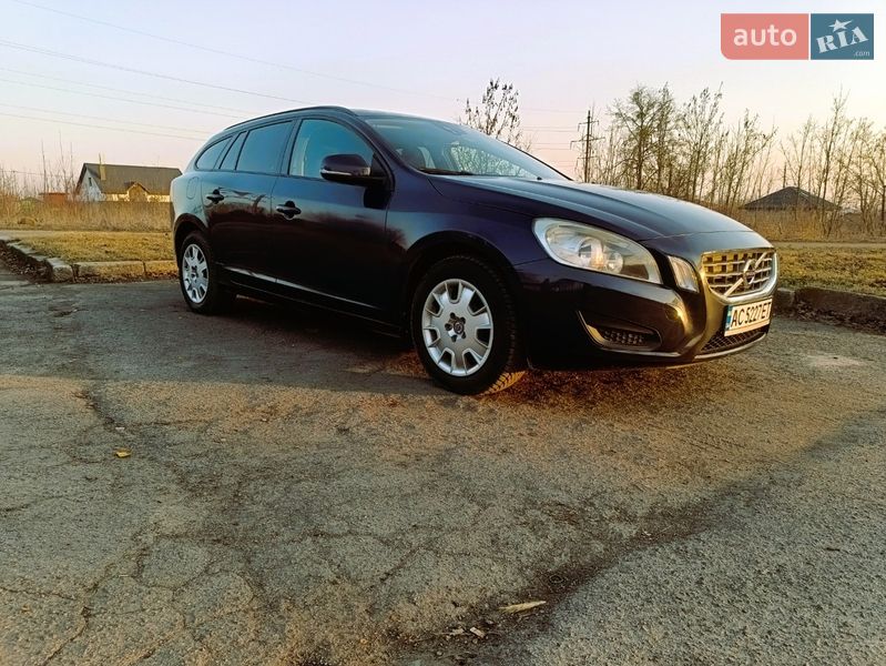 Универсал Volvo V60 2012 в Владимире