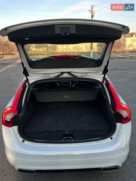 Універсал Volvo V60 2014 в Дубні