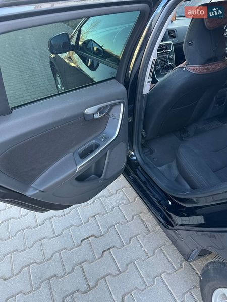 Универсал Volvo V60 2011 в Хмельницком