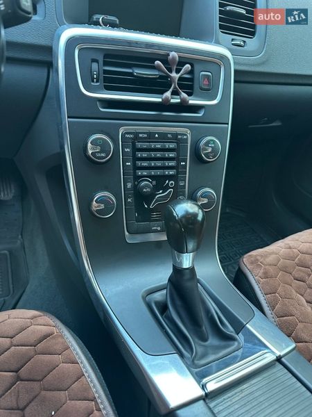 Универсал Volvo V60 2011 в Хмельницком