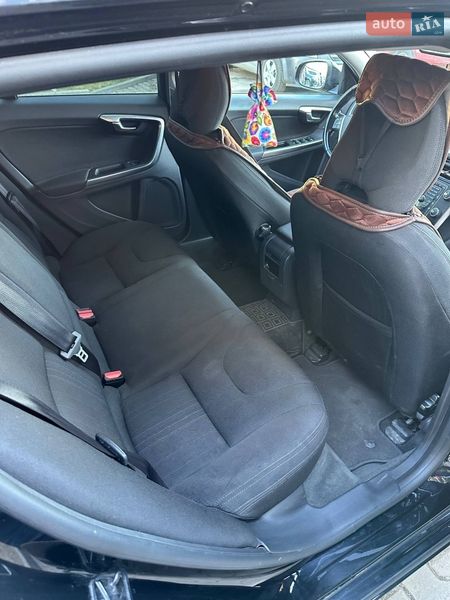 Универсал Volvo V60 2011 в Хмельницком