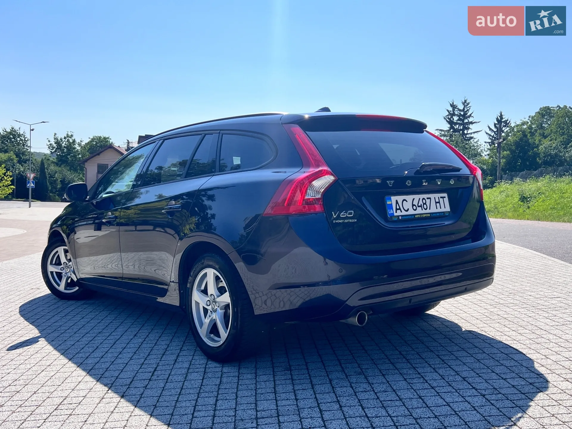 2016 Volvo V60 - мініатюра 11