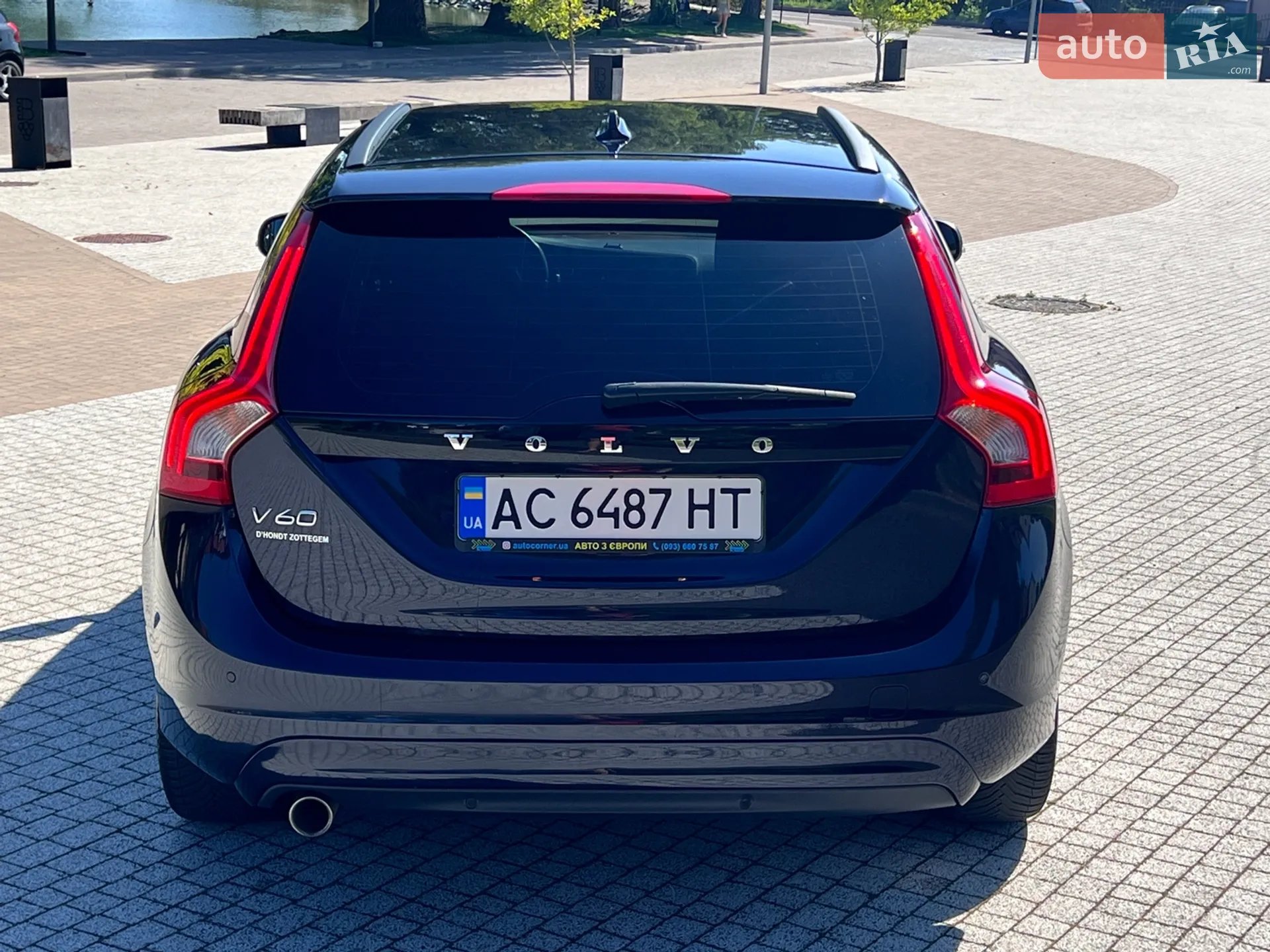 2016 Volvo V60 - мініатюра 15