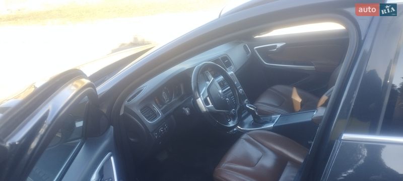 Універсал Volvo V60 2014 в Львові фото 18 Універсал Volvo V60 2014 в Львові